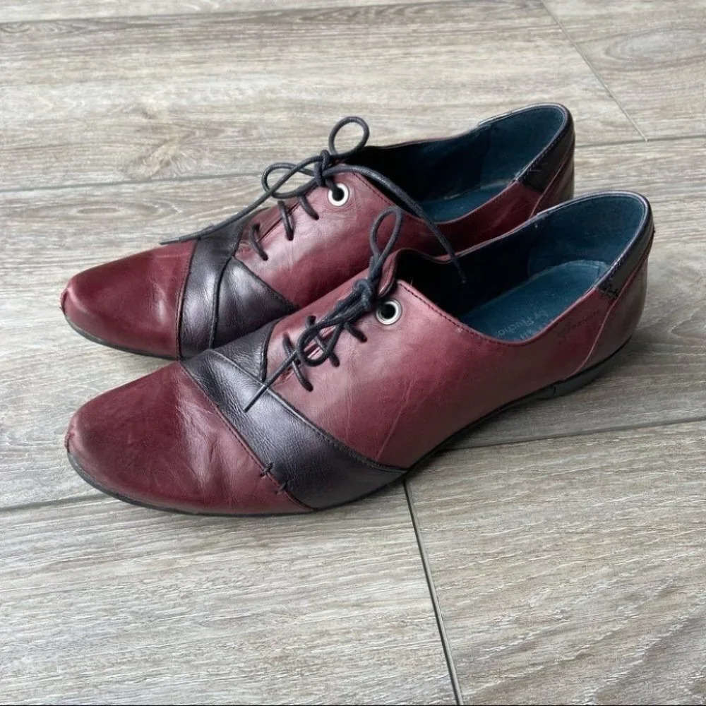 Dorking Made in Spain Smooth Leather Oxford Lace Up